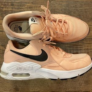 Nike Air Max Pink Women’s 12